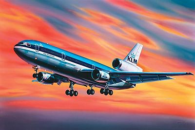 airplane model kits,McDonnell Douglas DC-10 -- Plastic Model Airplane Kit -- 1/320 Scale -- #04211
